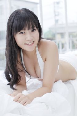 美女裸b